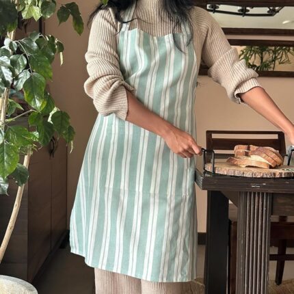 Oak & Lily 100% Cotton Kitchen Apron | Fully washable with large front pocket | European quality | Made for Indian sizes